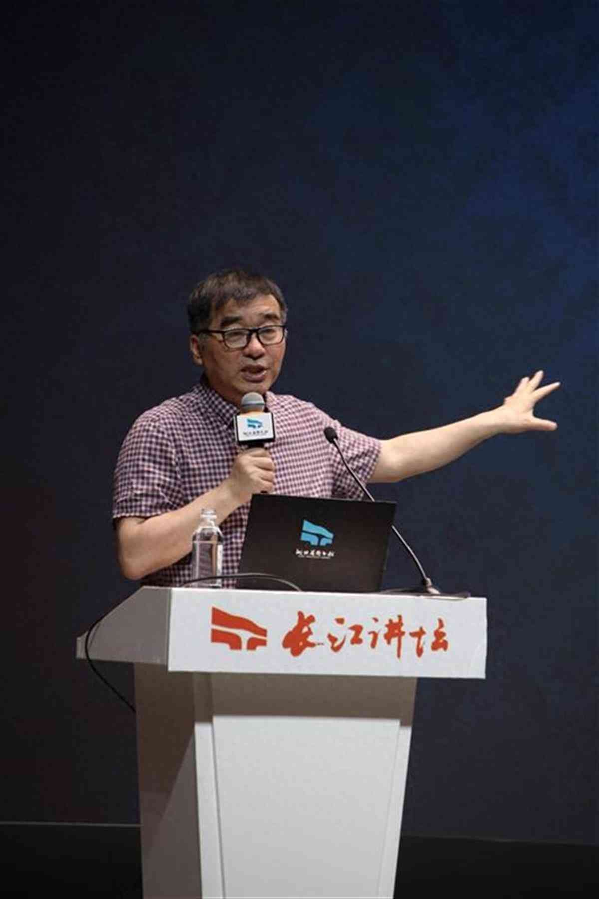 宋元四大数学家指的是哪四人，大咖蔡天新做客长江讲坛，讲述南宋数学家秦九韶的传奇经历和成就